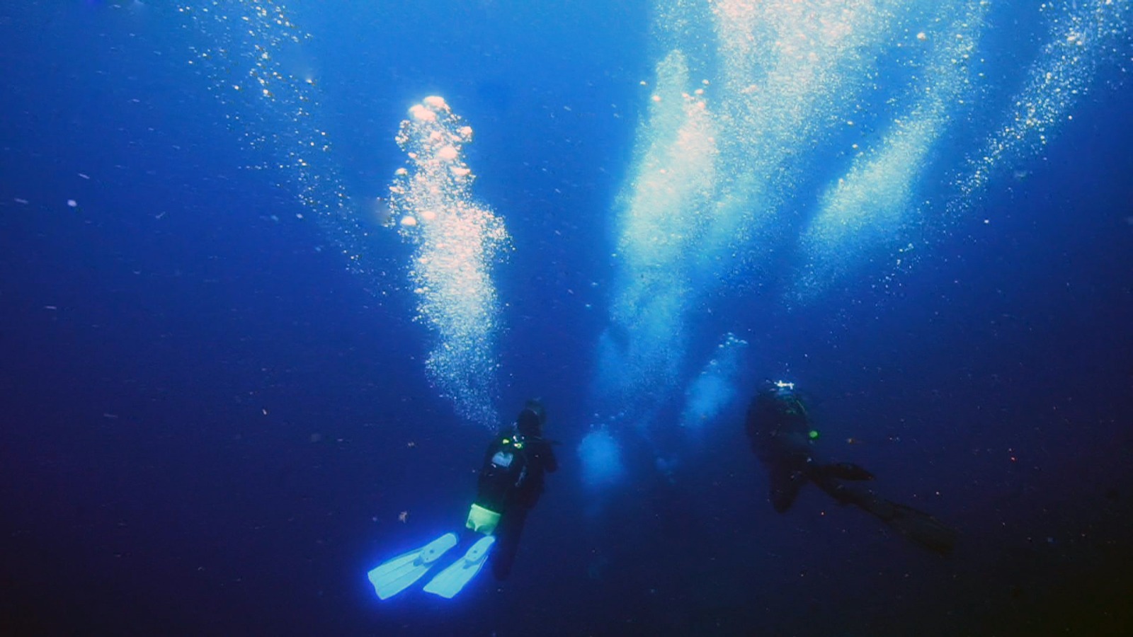 scuba-diving-school-deep-diver